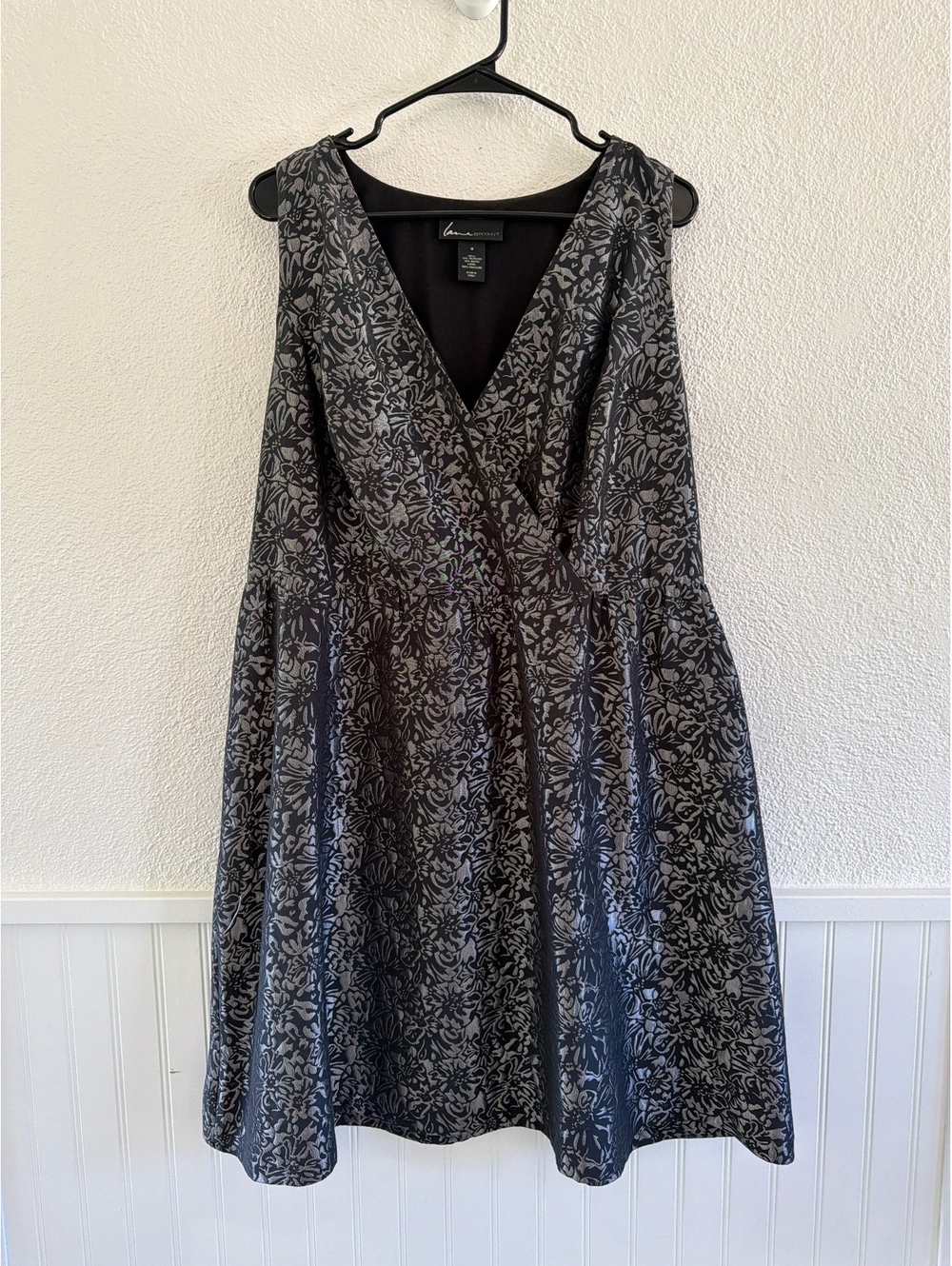 Lane Bryant Women's Black and Silver Floral Sleeveless Dress Size 18